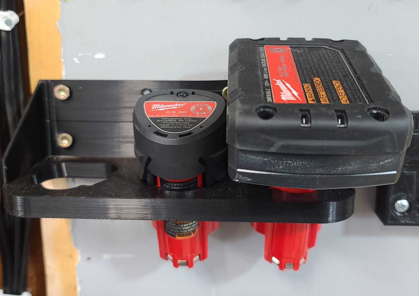 3D Printed Milwaukee M12 Battery wall mounted holder